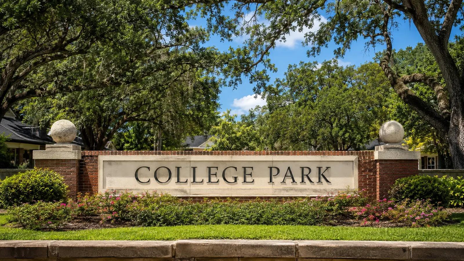 College Park community entrance